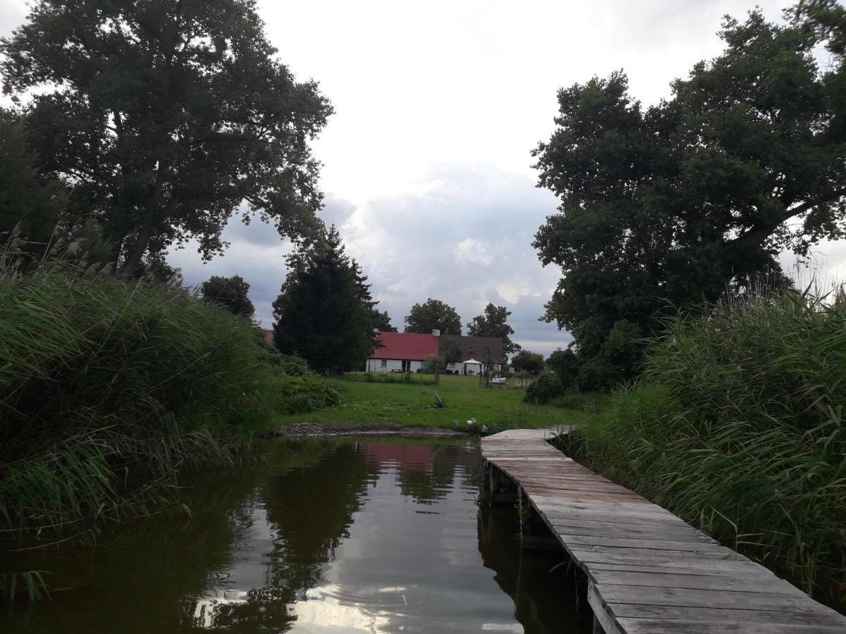 Nad Jeziorem Piaski